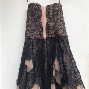 BCBG MaxAzria Dress Size 08